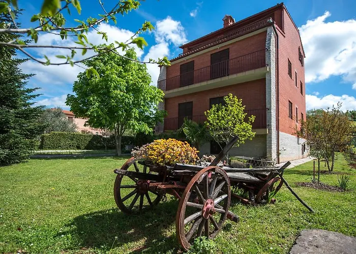 Apartments Terrarossa Nyaraló